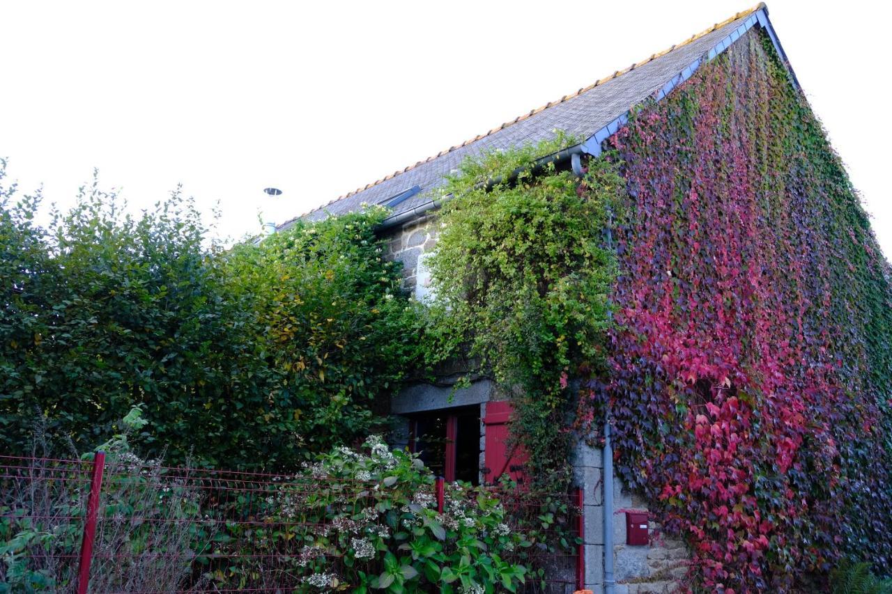 La Maison Jaune A La Janaie Parigne Bagian luar foto